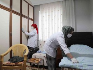 Haliliye’de “Evde bakım hizmeti” gönüllere dokunuluyor