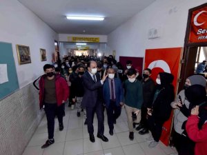 Başkan Altay: “Öğrencilerimizin yerel yönetimlere katkısı çok önemli”