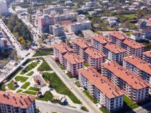 Bakan Kurum: “Arnavutluklu kardeşlerimizin yaralarını sarmak için seferberlik ruhu ile hareket ettik”