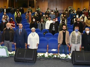 Azerbaycan “Kanlı Ocak” katliamında ölenler anıldı