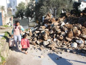 Sarnıç büyük gürültüyle yıkıldı