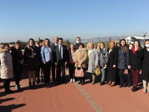 Rektör Aldemir Cumhurbaşkanı Erdoğan’ın programında görev alan personeli yemekte ağırladı