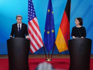 ABD Dışişleri Bakanı Blinken: "Rusya söz konusu olduğunda ortaklarımızla tek ses olarak konuştuğumuzu ve hareket ettiğimizi temin ediyorum"