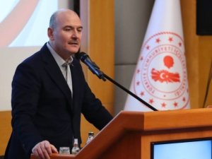 İçişleri Bakanı Soylu: “Milli güreşçilerimiz Taha Akgül ve Rıza Kayaalp ile antrenör Abdullah Çakmak misafirimiz”