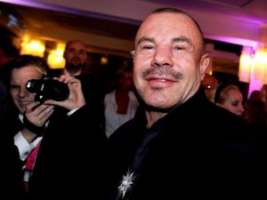 Lady Gaga gibi isimleri giydiren Fransız modacı Mugler hayatını kaybetti