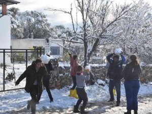 İstanbul’a çile olan kar, Bodrum’a neşe oldu