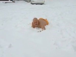 Denizde değil karda yüzdü