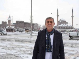 Yücel: "Belediyelerimizin karla mücadelesi kırsal mahallelerde yetersiz"