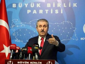 BBP lideri Destici, Ekrem İmamoğlu’nun İngiltere Büyükelçisi ile yaptığı görüşmeyi eleştirdi