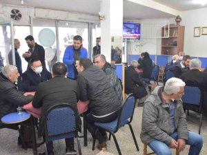 Başkan Beyoğlu, vatandaşlarla bir araya gelmeye devam ediyor