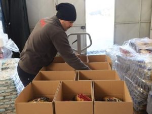 Bandırma Belediyesi dar gelirli vatandaşa yardım eli uzatıyor