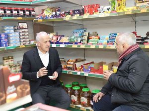 Başkan Gültak, esnafı ziyaret edip taleplerini dinledi