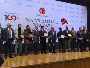 Bağcılar’da “Böyle Yazıldı Bir Daha Yazılmayacak” filminin galası yapıldı