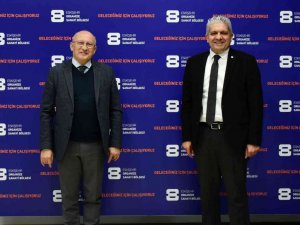 Çakırözer’den Başkan Küpeli’ye ziyaret