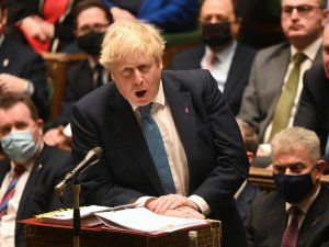 İngiltere Başbakanı Johson’a istifa şoku: 4 kıdemli yetkili istifa etti