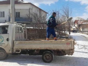 Pazarlar’da karla mücadelede 100 ton tuz kullanıldı