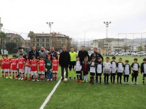 Minik futbolcular Marmaris’te