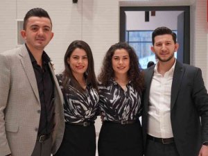 02.02.2022’de ikiz kardeşler nikah kıydı