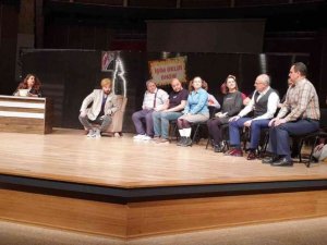 Aydınlı muhasebeciler bu defa hesapları ile değil sanatları ile ortaya çıktı