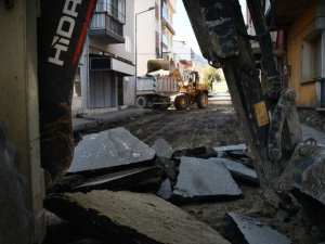 Söke Belediyesi Mimar Sinan Caddesi’ni yeniliyor