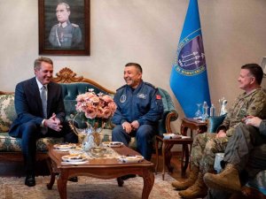 ABD Ankara Büyükelçisi Jeff Flake, İncirlik’te