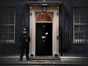 İngiltere’de Başbakanlık Ofisi’ndeki istifaların ardından yeni atamalar