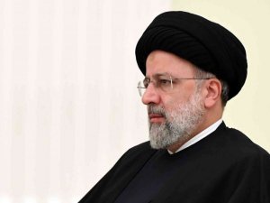 İran Cumhurbaşkanı Reisi, Japonya Başbakanı Kishida ile telefonda görüştü