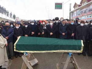 Karadeniz’in sevilen sanatçısı Sait Uçar son yolculuğuna uğurlandı