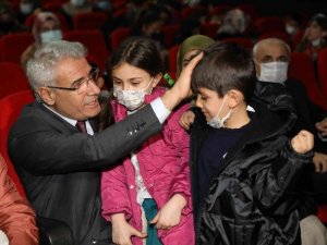 Güder: “Önceliğimiz insanımızın gönüllerini fethetmektir”