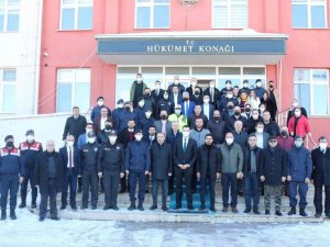 Asarcık Kaymakam Vekili’ne şairlerden şiirli veda