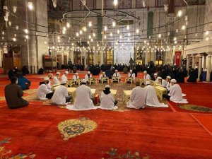 Kadir Topbaş ölümünün 1’inci yılında kabri başında anıldı