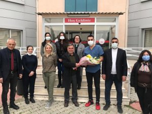 Efeler Kent Konseyi gençlerinden yaşlı çınarlara ziyaret