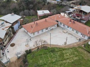 Nazilli Belediyesi köy okullarına desteğe devam ediyor