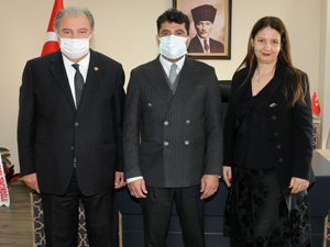 Yüksel Yalova görevi Bozkurt’a devretti