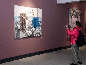 Kuşadası’nda karma resim sergisi