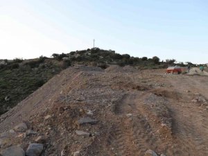 Bodrum’da yanan ormanlık alan kaçak hafriyatla doldu