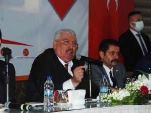 MHP “Adım Adım 2023”ün fitilini İzmir’den ateşledi