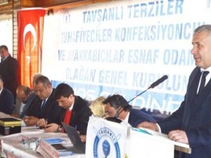 Terziler Tuhafiyeciler Odası’nda Halil Sezer yeniden başkan