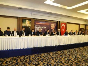 AK Parti Genel Başkan Yardımcısı Kandemir Manisa’da temaslarda bulundu