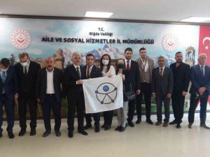 Niğde’de kurumlara ’Erişilebilirlik bayrağı’ verildi