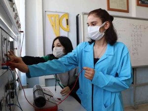 Aydın’daki meslek liselerinden ülke ekonomisine 8 milyonluk katkı