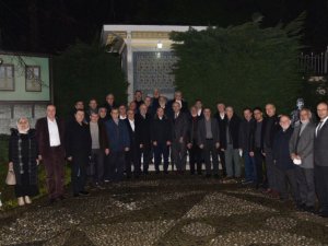 Millete hizmet yolunda tekvücutlar