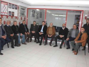 Milletvekili Tutdere, esnaf odalarıyla bir araya geldi