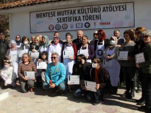 Menteşe Mutfak Atölyesinin ilk sertifikaları verdi