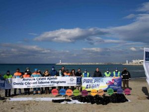 Kuşadası kıyılarında çevreci etkinlik