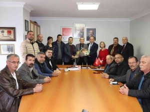 Başkan Çetin Akın’dan CHP ilçe yönetimine ziyaret