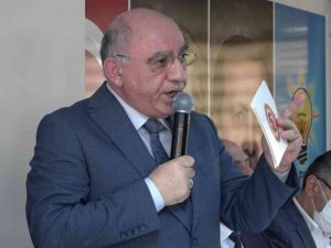 AK Partili Karahocagil: “Ukrayna 25 yıl önce 3. büyük nükleer güçtü, bugünkü hali ortada”