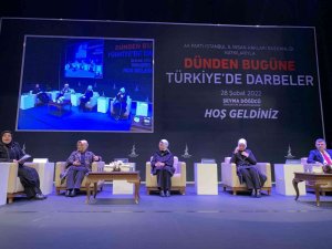 AK Parti İstanbul Milletvekili Ravza Kavakçı Kan: "Bu millet 28 Şubat’ta dünya sivil hak mücadelesinin en sabırlı mücadelesini verdi"