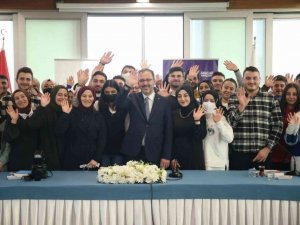 Bakan Kasapoğlu, Amasyalı gençleri ağırladı