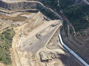 Sarıçay Barajı’ da çalışmalar hız kesmiyor